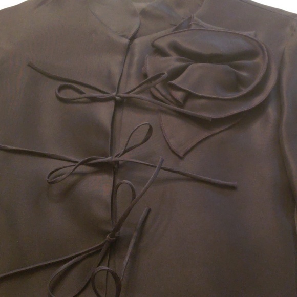 Satin ellagant top - Picture 2 of 5